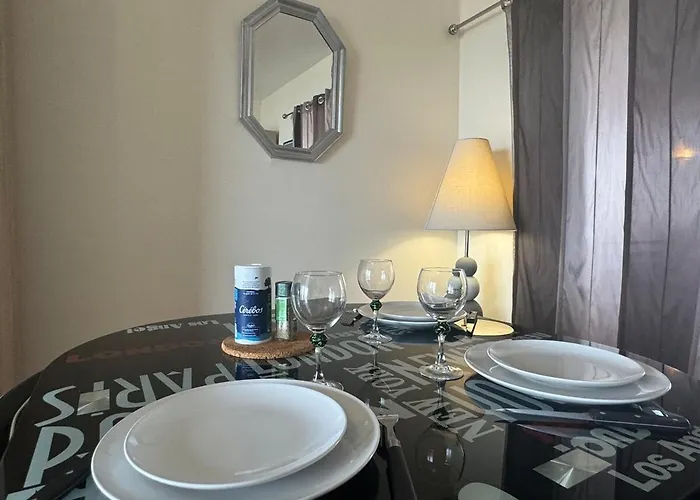 Apartment Evasion Au Bord De - Lesultan