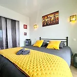 Apartment Evasion Au Bord De - Lesultan